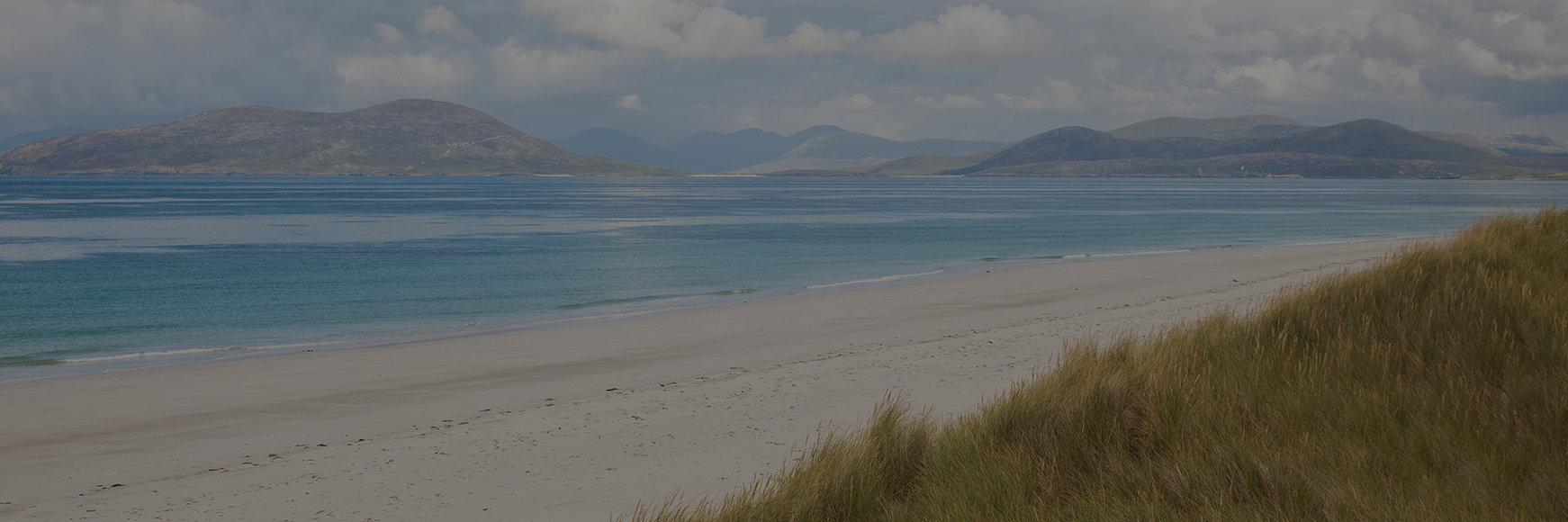 Top 5 beaches to visit in Scotland banner image